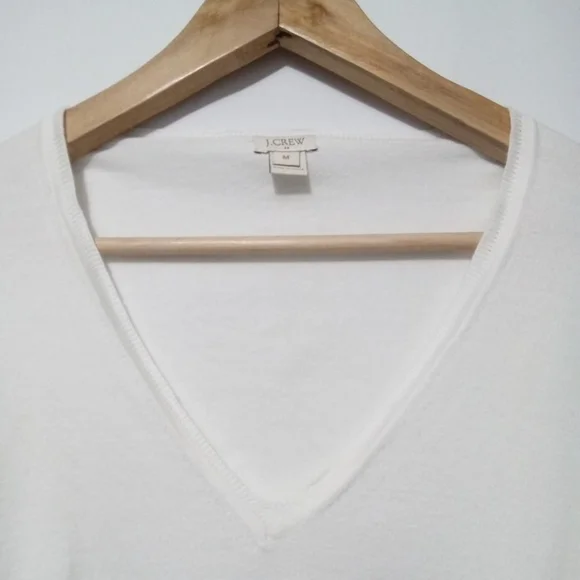 J. Crew White V-Neck Lightweight Pullover Sweater Size M - Picture 3 of 11